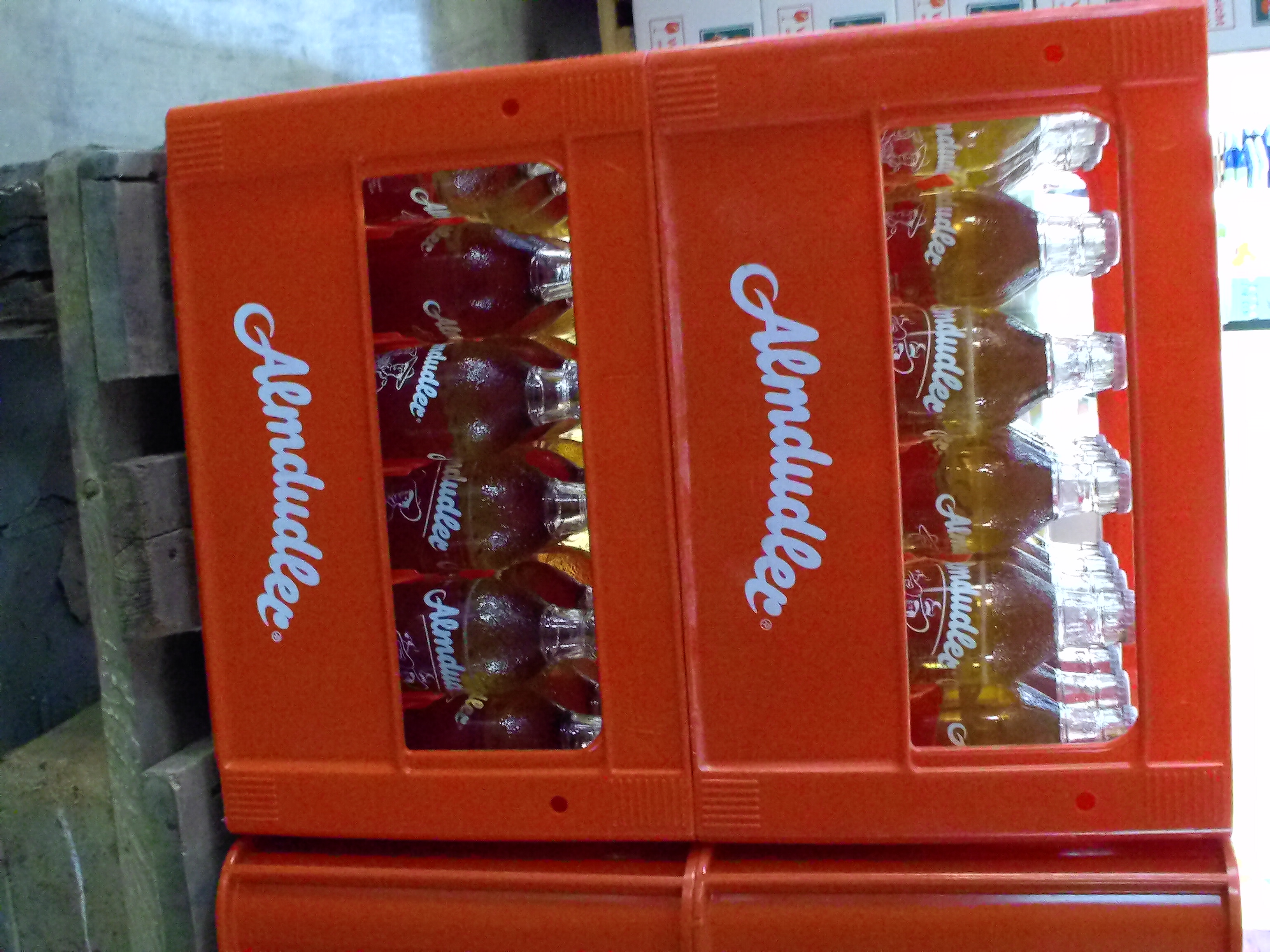 Almdudler Glasflasche